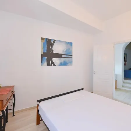 Windmill Αρτεμώνας